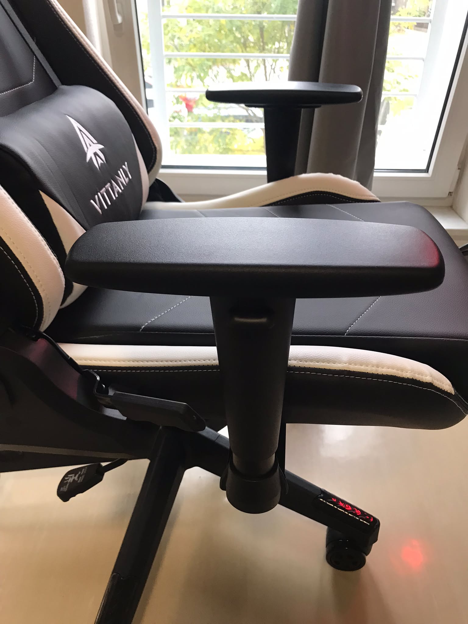Vittanly Gaming Chair Review and Real Photos 4