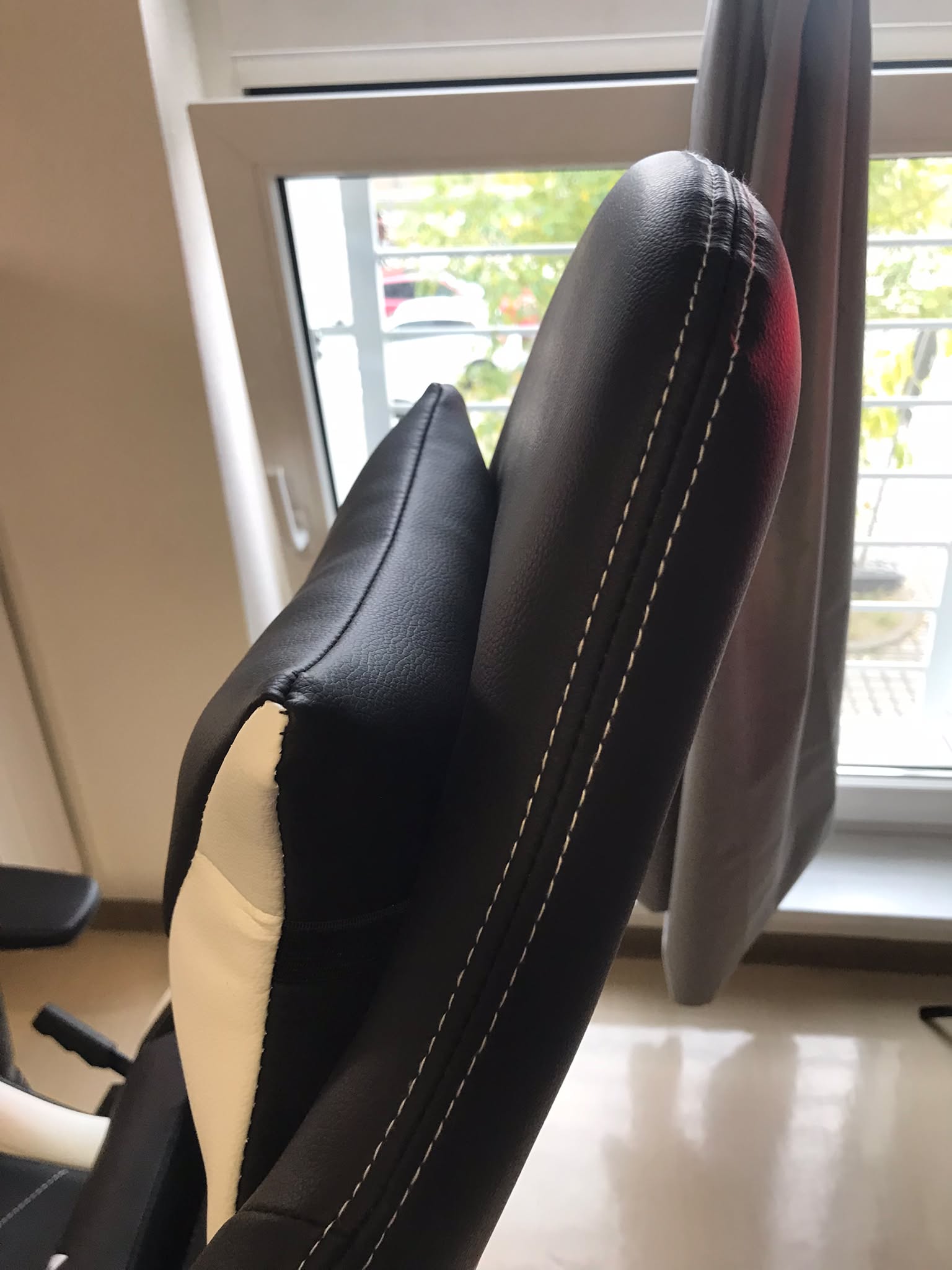Vittanly Gaming Chair Review and Real Photos 7