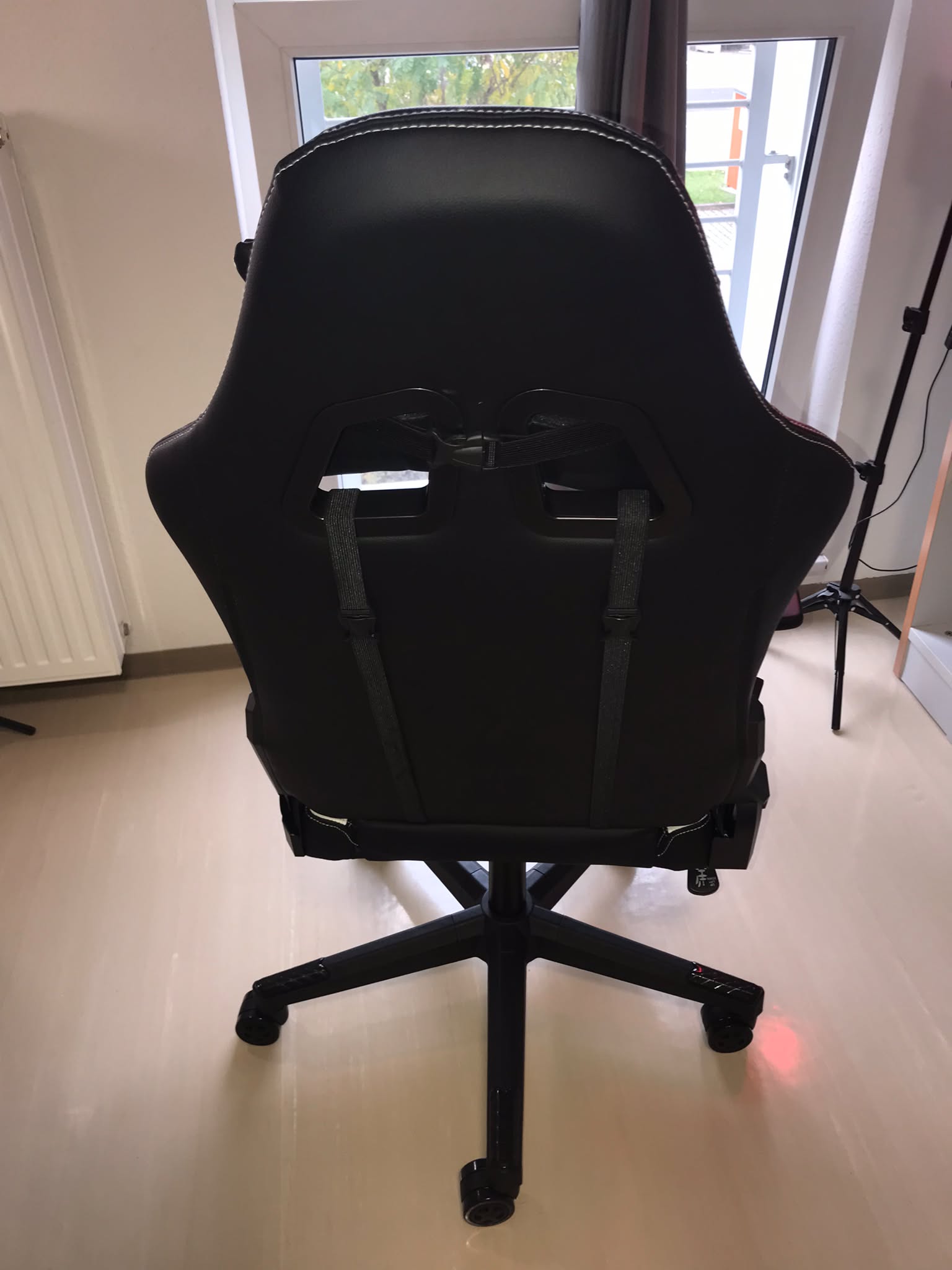 Vittanly Gaming Chair Review and Real Photos 8